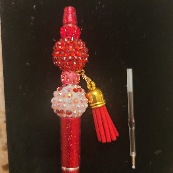 Unique Rhinestone pen (black inked)(refill included) - Picture 3 of 5